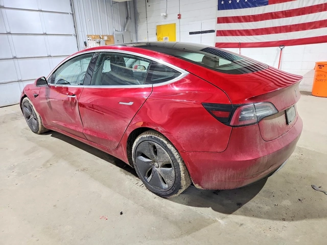 Tesla Model 3 Standard Range RWD - автомобили, коли, обяви за нови и употребявани 1