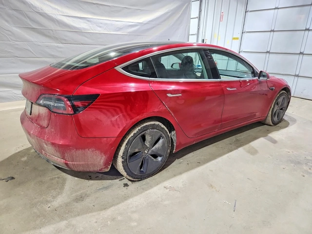 Tesla Model 3 Standard Range RWD - автомобили, коли, обяви за нови и употребявани 2