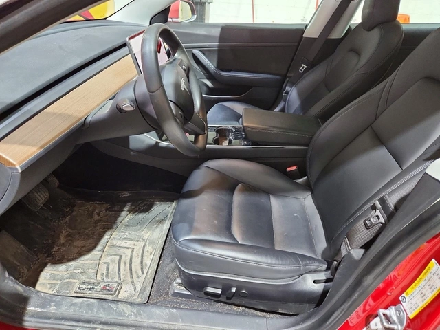 Tesla Model 3 Standard Range RWD - автомобили, коли, обяви за нови и употребявани 6