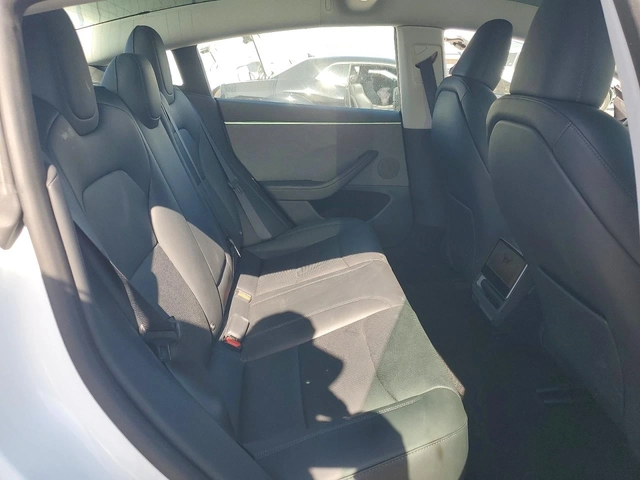 Tesla Model 3 Long Range RWD - автомобили, коли, обяви за нови и употребявани 9