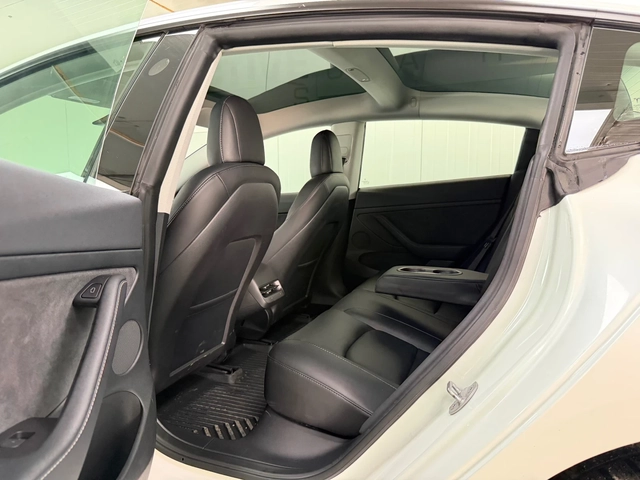 Tesla Model 3 * 24 500км*  LFP - автомобили, коли, обяви за нови и употребявани 13