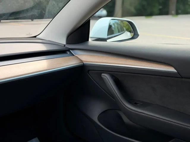Tesla Model 3 RWD* НАЙ-ЗДРАВАТА БАТЕРИЯ* КРАЙНА ЦЕНА - автомобили, коли, обяви за нови и употребявани 12