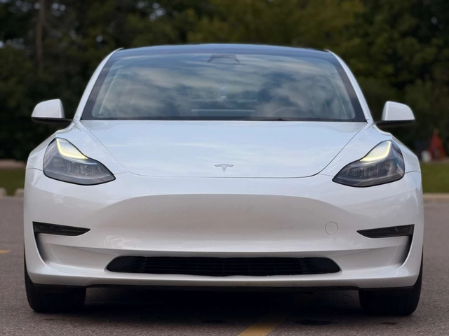 Tesla Model 3 RWD* НАЙ-ЗДРАВАТА БАТЕРИЯ* КРАЙНА ЦЕНА - автомобили, коли, обяви за нови и употребявани 5