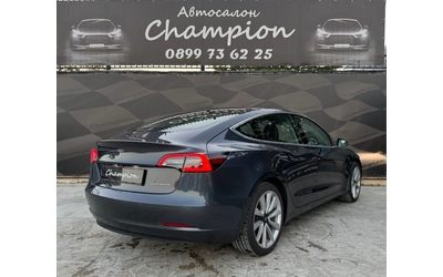 tesla-model-3 - 4