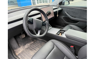 tesla-model-3-awd - 4