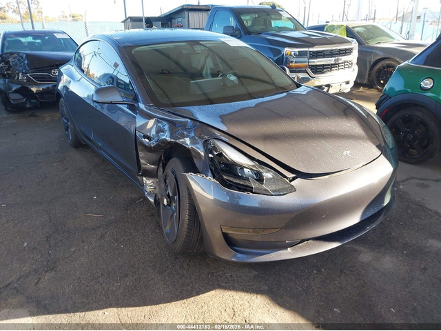 Tesla Model 3 ELECTRIC All Wheel Drive - автомобили, коли, обяви за нови и употребявани 0