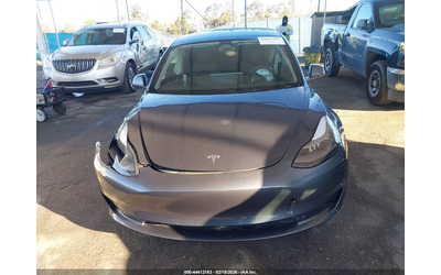 Tesla Model 3 ELECTRIC All Wheel Drive - автомобили, коли, обяви за нови и употребявани 11