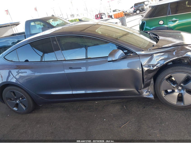 Tesla Model 3 ELECTRIC All Wheel Drive - автомобили, коли, обяви за нови и употребявани 12