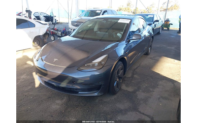 tesla-model-3-electric-all-wheel-drive - 1