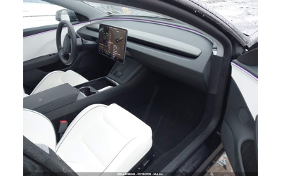 tesla-model-3-electric-all-wheel-drive - 4