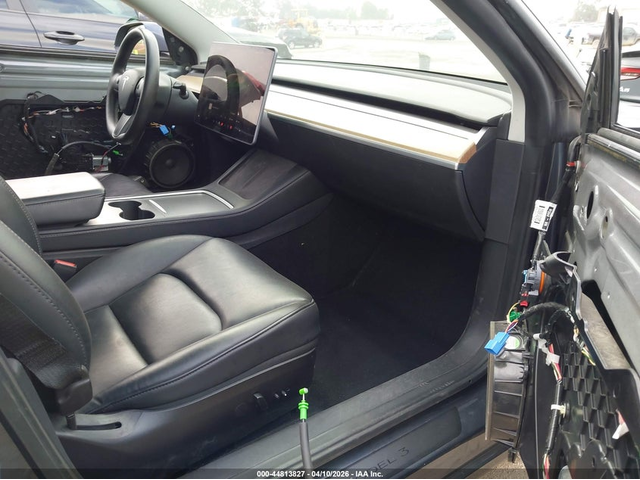 Tesla Model 3 ELECTRIC All Wheel Drive - автомобили, коли, обяви за нови и употребявани 4