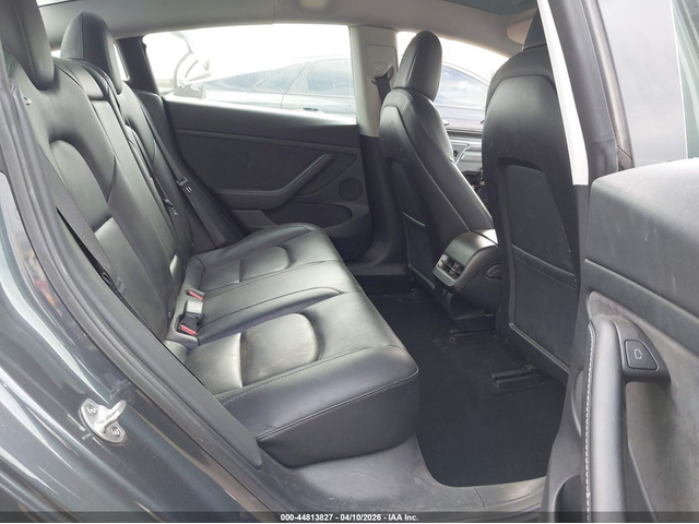 Tesla Model 3 ELECTRIC All Wheel Drive - автомобили, коли, обяви за нови и употребявани 7