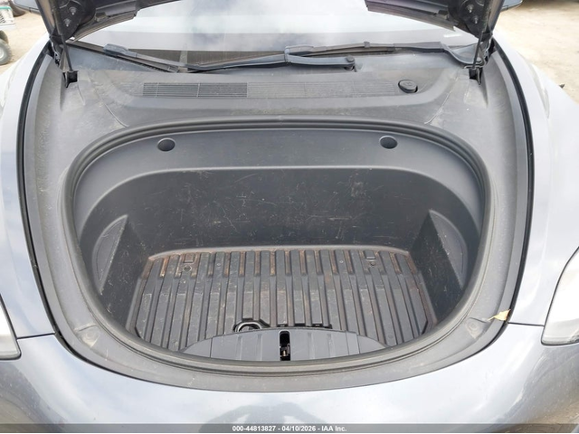 Tesla Model 3 ELECTRIC All Wheel Drive - автомобили, коли, обяви за нови и употребявани 9