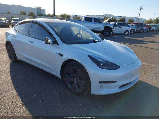 Tesla Model 3 ELECTRIC All Wheel Drive - автомобили, коли, обяви за нови и употребявани 0