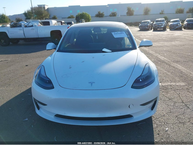 Tesla Model 3 ELECTRIC All Wheel Drive - автомобили, коли, обяви за нови и употребявани 12