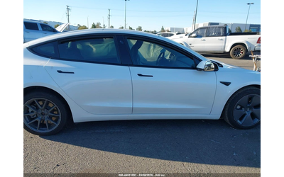 Tesla Model 3 ELECTRIC All Wheel Drive - автомобили, коли, обяви за нови и употребявани 13