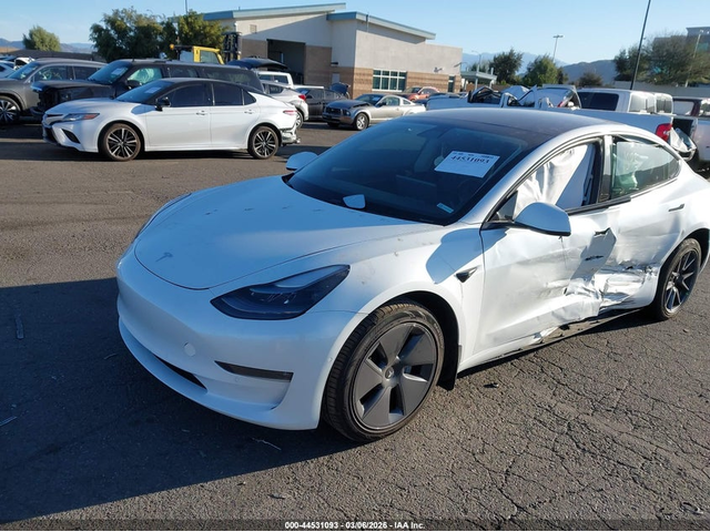 Tesla Model 3 ELECTRIC All Wheel Drive - автомобили, коли, обяви за нови и употребявани 1