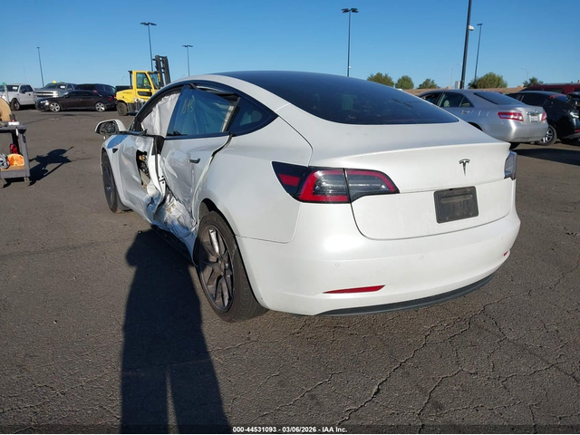 Tesla Model 3 ELECTRIC All Wheel Drive - автомобили, коли, обяви за нови и употребявани 2