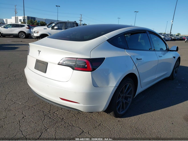 Tesla Model 3 ELECTRIC All Wheel Drive - автомобили, коли, обяви за нови и употребявани 3