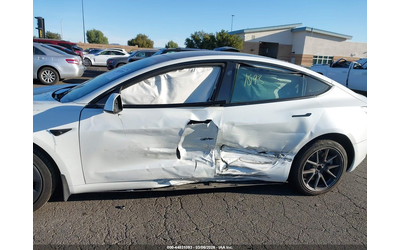 tesla-model-3-electric-all-wheel-drive - 5