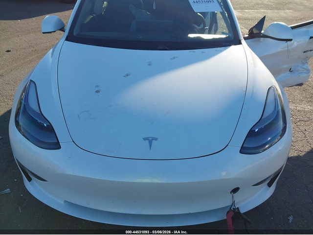 Tesla Model 3 ELECTRIC All Wheel Drive - автомобили, коли, обяви за нови и употребявани 9