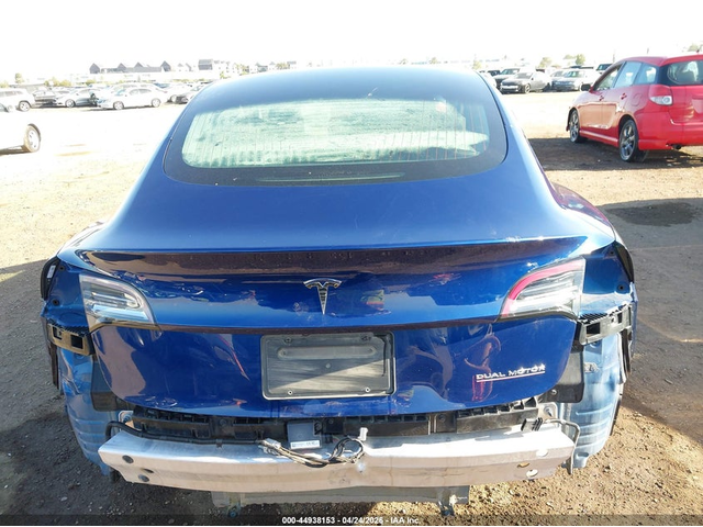 Tesla Model 3 ELECTRIC All Wheel Drive - автомобили, коли, обяви за нови и употребявани 16
