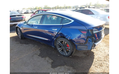tesla-model-3-electric-all-wheel-drive - 2