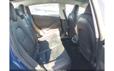 Tesla Model 3 ELECTRIC All Wheel Drive - автомобили, коли, обяви за нови и употребявани 7