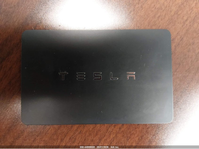 Tesla Model 3 ELECTRIC All Wheel Drive - автомобили, коли, обяви за нови и употребявани 10