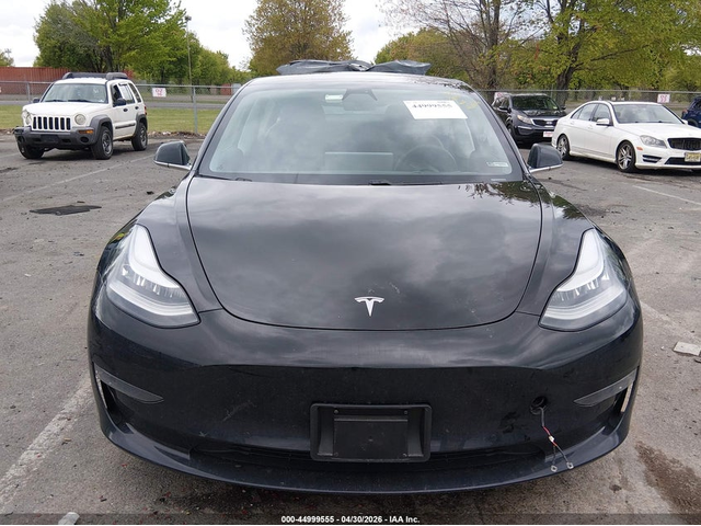 Tesla Model 3 ELECTRIC All Wheel Drive - автомобили, коли, обяви за нови и употребявани 11
