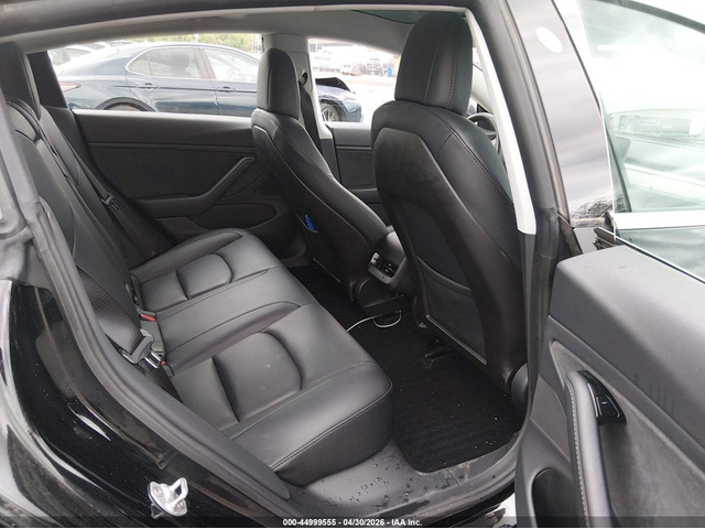 Tesla Model 3 ELECTRIC All Wheel Drive - автомобили, коли, обяви за нови и употребявани 7