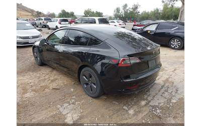 tesla-model-3-electric-rear-wheel-drive - 2