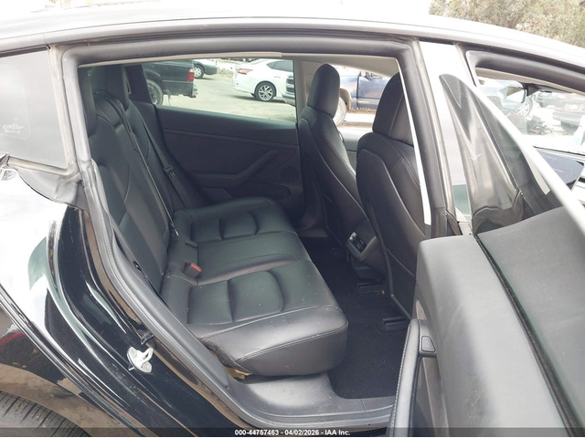 Tesla Model 3 ELECTRIC Rear Wheel Drive - автомобили, коли, обяви за нови и употребявани 6