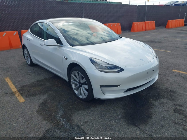 Tesla Model 3 ELECTRIC Rear Wheel Drive - автомобили, коли, обяви за нови и употребявани 0