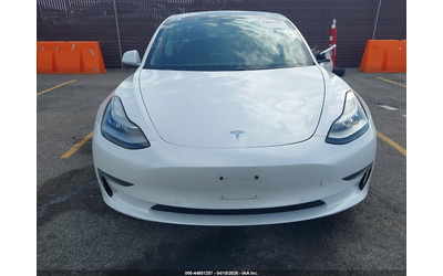 Tesla Model 3 ELECTRIC Rear Wheel Drive - автомобили, коли, обяви за нови и употребявани 11