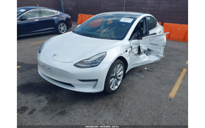 tesla-model-3-electric-rear-wheel-drive - 1