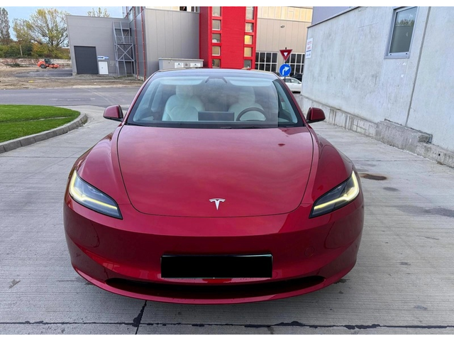 TESLA Model 3 Model 3 Dual Motor Performance - автомобили, коли, обяви за нови и употребявани 5