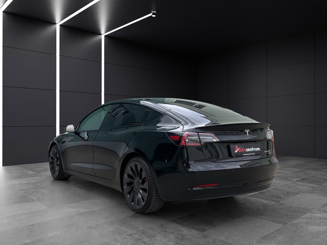 Tesla Model 3 Performance - автомобили, коли, обяви за нови и употребявани 2