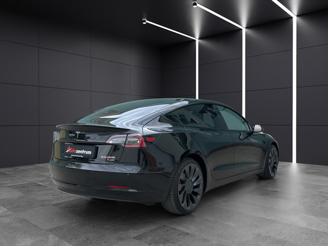 Tesla Model 3 Performance - автомобили, коли, обяви за нови и употребявани 3