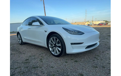 tesla-model-3-rear-wheel-drive - 0