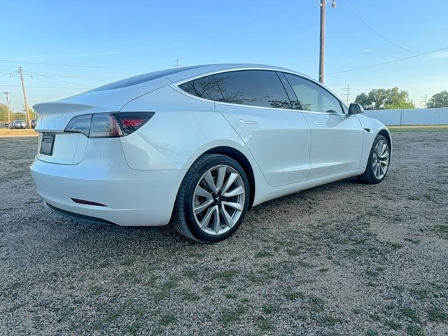Tesla Model 3 REAR WHEEL DRIVE - автомобили, коли, обяви за нови и употребявани 3