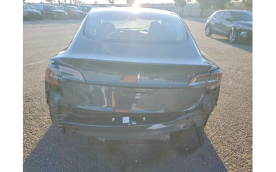 Tesla Model 3 Rear-wheel drive - автомобили, коли, обяви за нови и употребявани 6