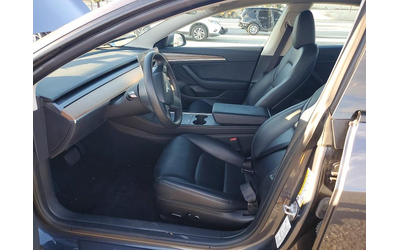 Tesla Model 3 Rear-wheel drive - автомобили, коли, обяви за нови и употребявани 7