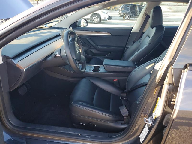 Tesla Model 3 Rear-wheel drive - автомобили, коли, обяви за нови и употребявани 7