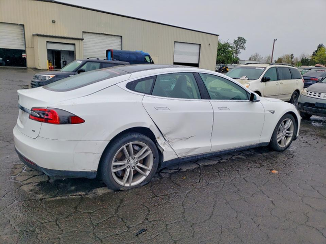 Tesla Model 3 Rear Wheel Drive - автомобили, коли, обяви за нови и употребявани 2