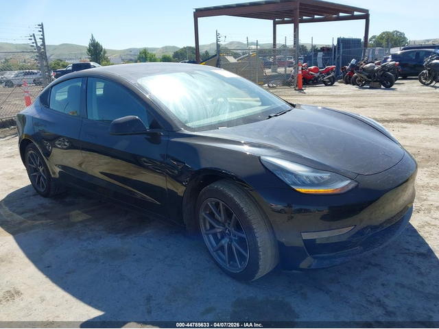 Tesla Model 3 U   U Rear Wheel Drive - автомобили, коли, обяви за нови и употребявани 0