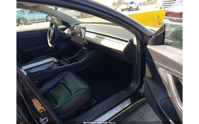 tesla-model-3-u-u-rear-wheel-drive - 4