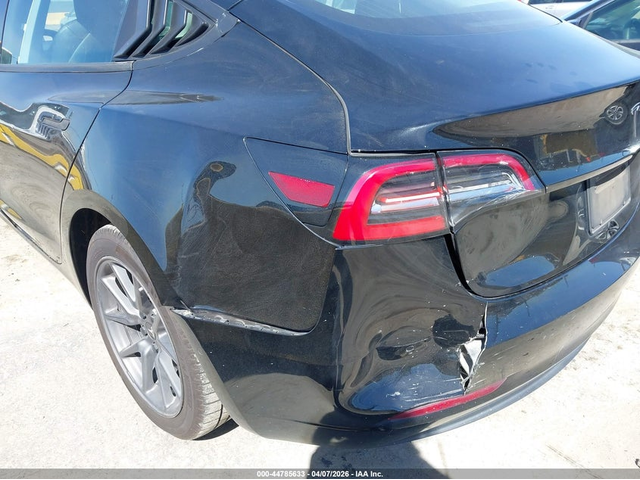 Tesla Model 3 U   U Rear Wheel Drive - автомобили, коли, обяви за нови и употребявани 5