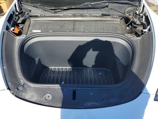 Tesla MODEL ALL WHEEL DRIVE - автомобили, коли, обяви за нови и употребявани 10