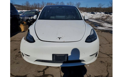 tesla-model-all-wheel-drive - 4